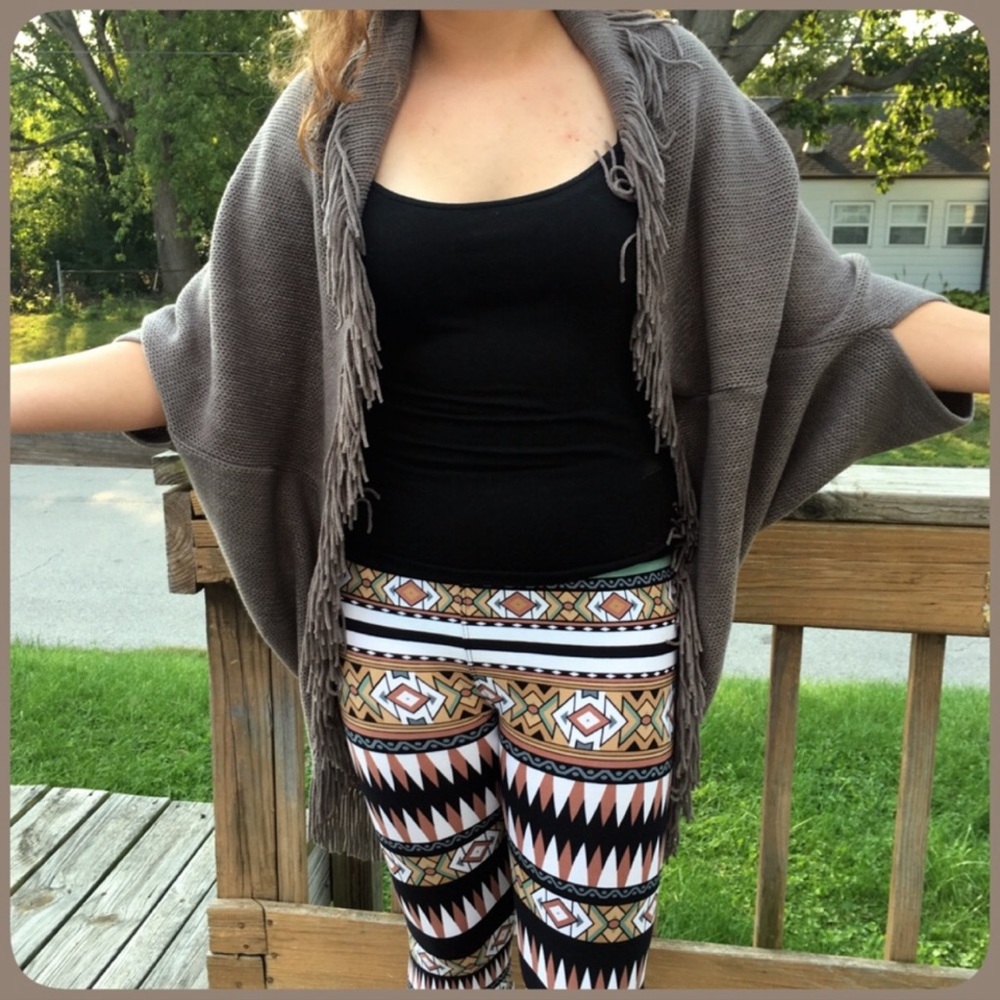 Lizden Open Cocoon Fringed Taupe Cardigan Sweater! NEW!
